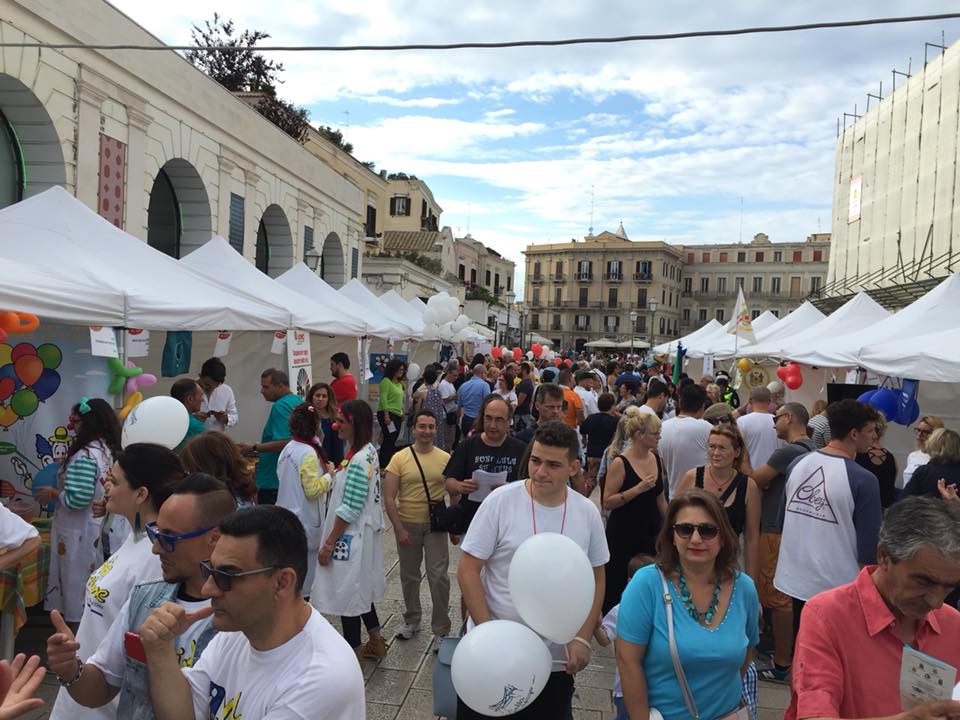 volontariato in piazza