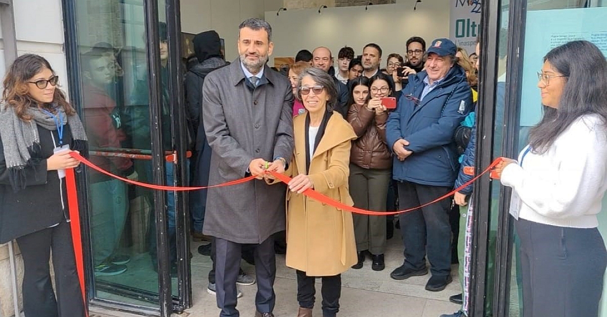 Inaugurazione Meeting del Volontariato Oltre. L'inaspettata bellezza della realtà - Antonio Decaro, sindaco di Bari e Rosa Franco, presidente del Centro di Servizio al Volontariato San Nicola – OdV