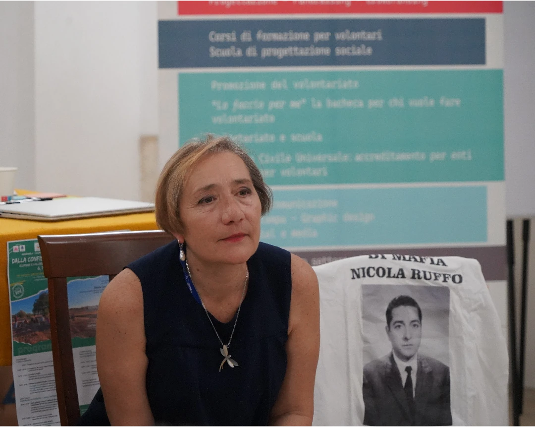 Pasqualina Ruffo Dal 6 all’8 Giugno 2025, il Centro di Servizio al Volontariato San Nicola ETS, Semi di Vita Società Cooperativa sociale e Libera Puglia organizzano il Campo Volontariato e Antimafia, presso la Domus Familiae Nozze di Cana a Bari Torre a Mare: “Dalla confisca alla vita. Scoprire e valorizzare i beni confiscati”. Con il patrocinio di Avviso pubblico Enti Locali e Regioni per la formazione civile contro le mafie e Comune di Valenzano.