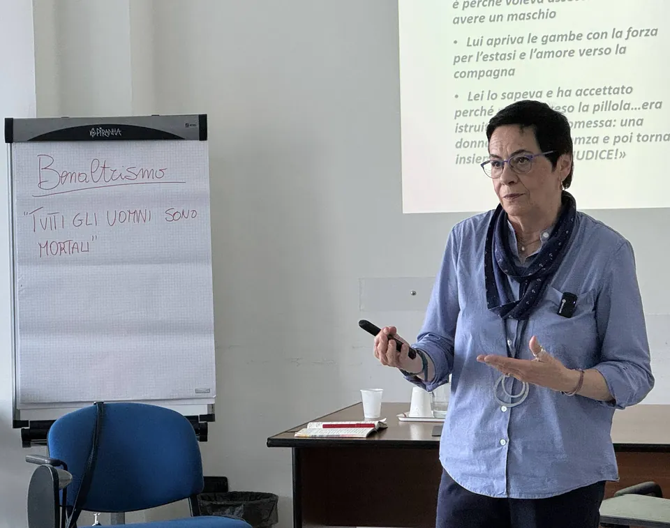 Rosy Paparella, counselor ed esperta in tematiche di genere e sociali, consulente per le reti antiviolenza e coordinatrice del Centro Antidiscriminazioni Mo.N.Di, attivo in Puglia dal 2022